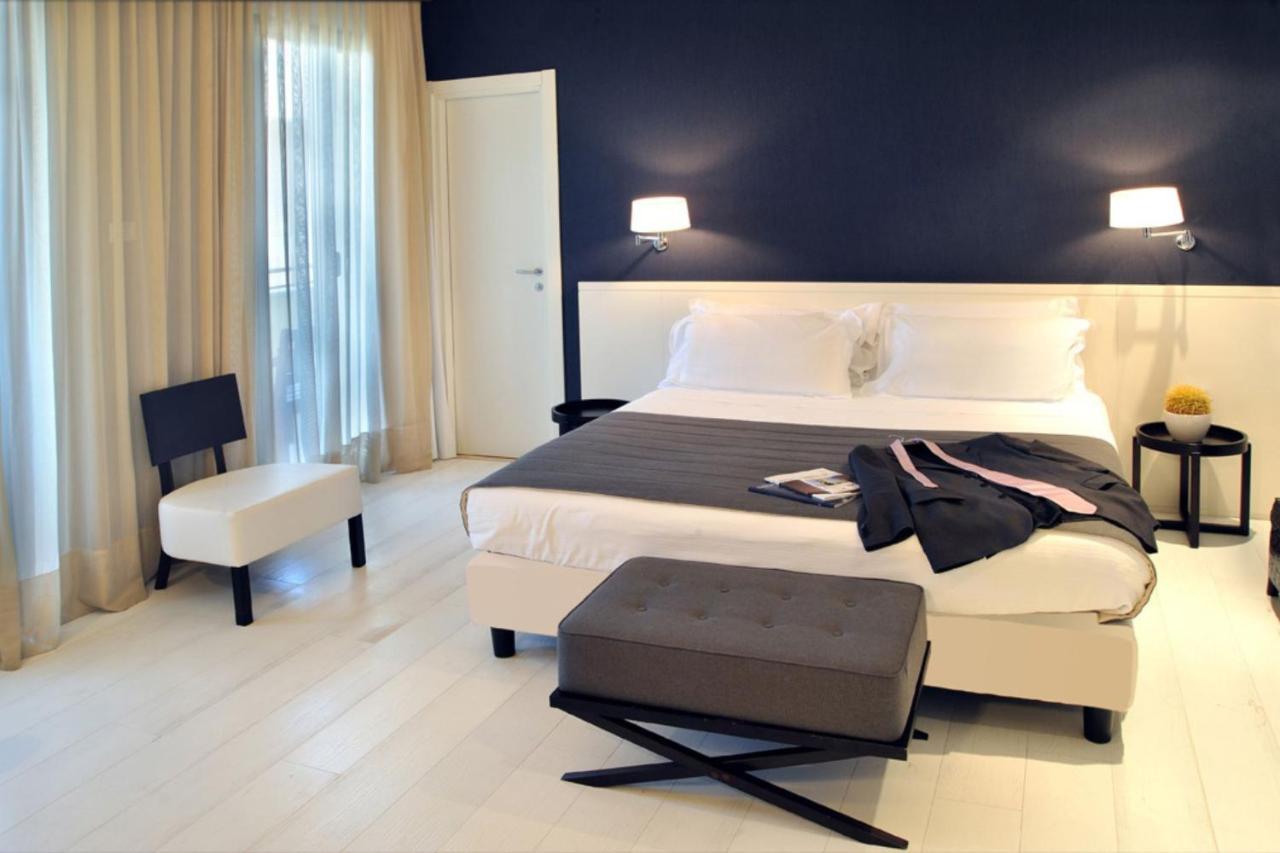 רימיני Hotel Villa Rosa Riviera מראה חיצוני תמונה